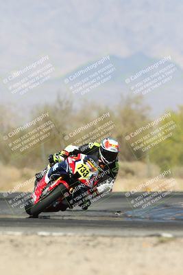 media/Apr-19-2025-CVMA (Sat) [[586b59ad56]]/Race 13-Amateur Supersport Open/